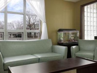 фото отеля Super 8 Stevensville