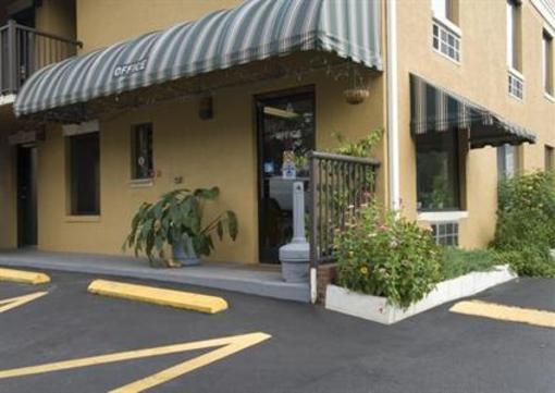 фото отеля Americas Best Value Inn-Concord NC