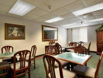 фото отеля Baymont Inn Jonesboro