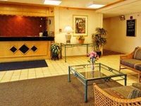 Days Inn & Suites Brooklyn Center