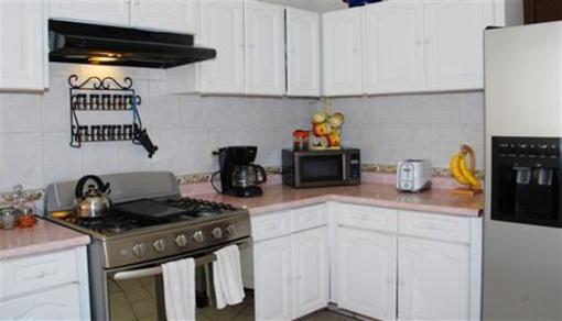 фото отеля Dickinson Guest House B&B