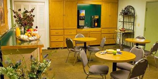 фото отеля Guesthouse Inn and Suites Lewiston