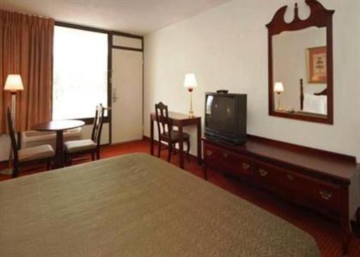 фото отеля Holiday Villas