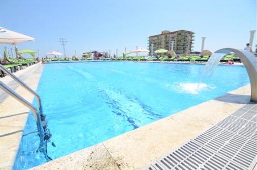 фото отеля Phoenicia Holiday Resort
