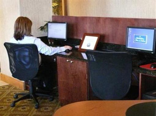 фото отеля Hampton Inn & Suites Addison