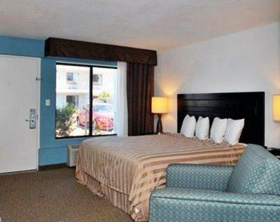 фото отеля Quality Inn Flamingo Tucson