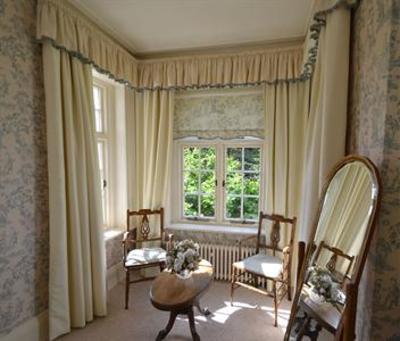фото отеля Glangrwyney Court Bed & Breakfast Crickhowell