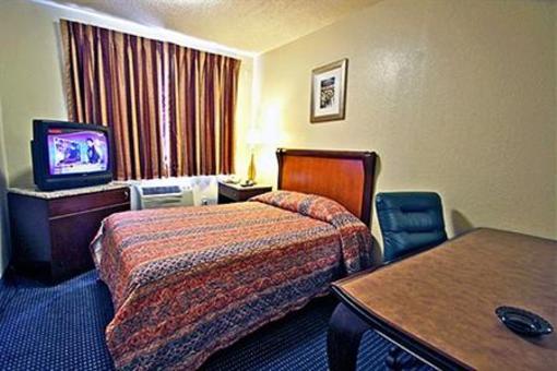 фото отеля Motel 6 Washington DC/Convention Center