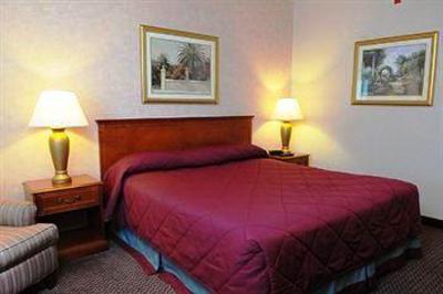 фото отеля Piccadilly Inn Express