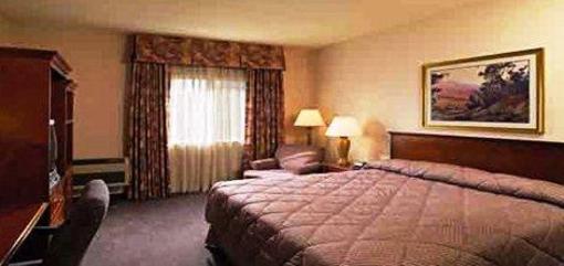 фото отеля Piccadilly Inn Express