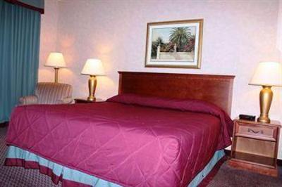 фото отеля Piccadilly Inn Express