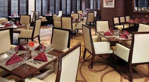 фото отеля Doubletree Hotel Richmond Downtown