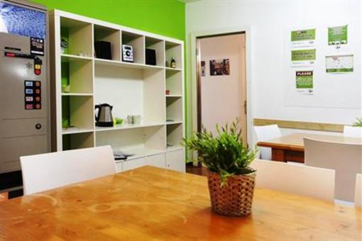 фото отеля Sant Jordi Diagonal Hostel Barcelona