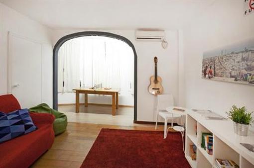 фото отеля Sant Jordi Diagonal Hostel Barcelona