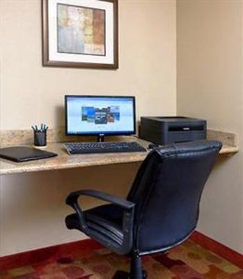 фото отеля TownePlace Suites Central Northwest Freeway
