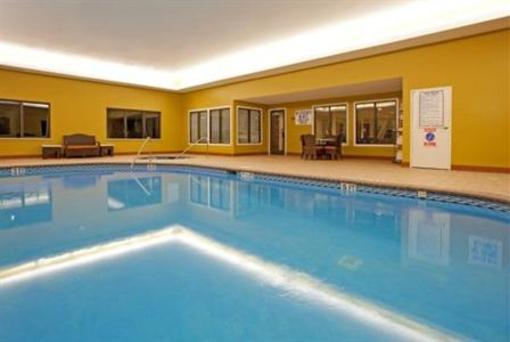 фото отеля Holiday Inn Express Hotel & Suites Greenville Airport