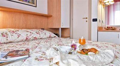 фото отеля Hotel Angelini Rimini
