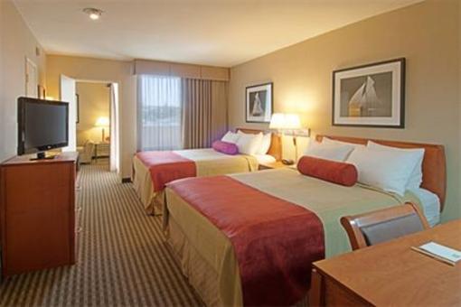 фото отеля BEST WESTERN PLUS Royal Palace Inn & Suites