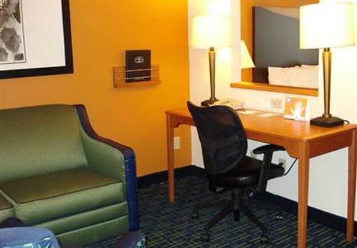 фото отеля Fairfield Inn & Suites St. Cloud