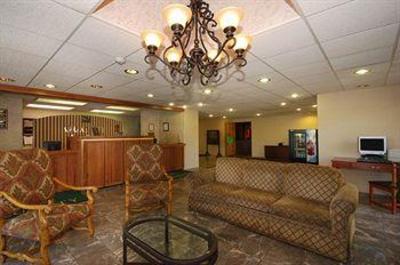 фото отеля Quality Inn and Suites North Youngstown