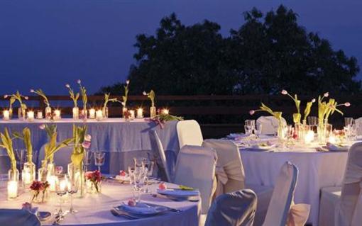 фото отеля 12 Months Luxury Resort