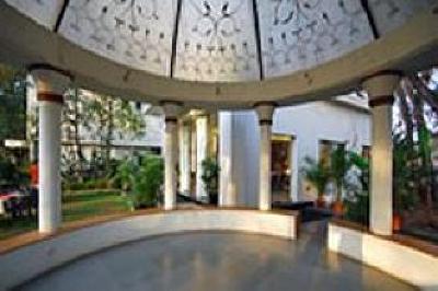 фото отеля Phoenix Hotel Pune