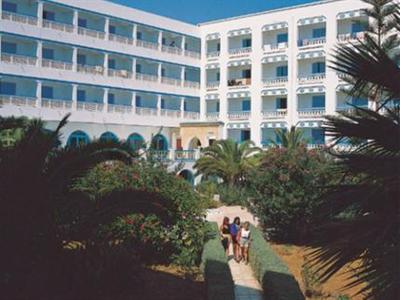 фото отеля Hotel Les Colombes