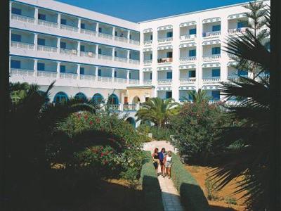 фото отеля Hotel Les Colombes