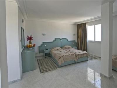 фото отеля Hotel Les Colombes