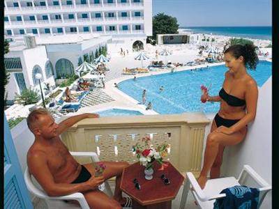 фото отеля Hotel Les Colombes