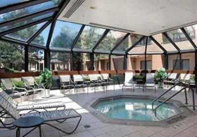 фото отеля Courtyard Chicago Wood Dale/Itasca