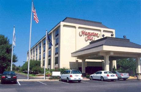 фото отеля Hampton Inn Long Island/Commack