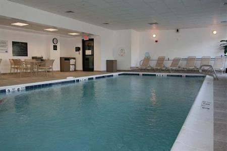 фото отеля Hampton Inn Long Island/Commack