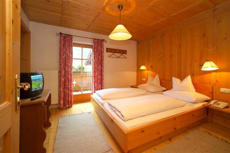 фото отеля Gasthof Kirchenwirt Kirchberg in Tirol