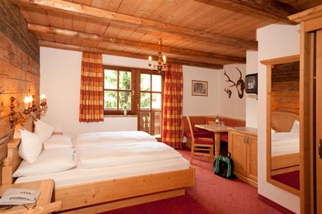фото отеля Gasthof Kirchenwirt Kirchberg in Tirol
