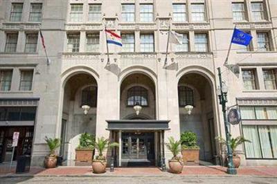 фото отеля Hilton New Orleans / St Charles Ave
