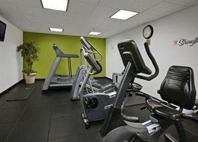 фото отеля Comfort Inn & Suites Boston/Logan International Airport