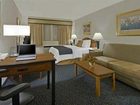 фото отеля Comfort Inn & Suites Boston/Logan International Airport
