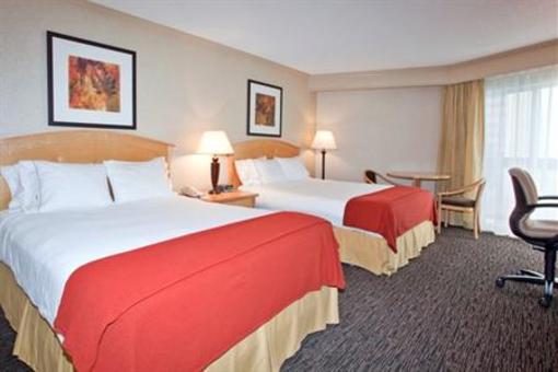 фото отеля Holiday Inn Express Edmonton Downtown