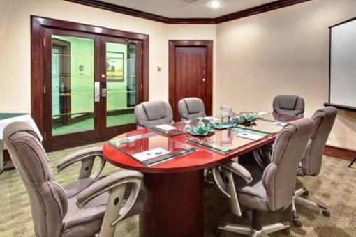 фото отеля Holiday Inn Express Edmonton Downtown