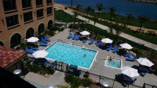 фото отеля Courtyard by Marriott San Diego Airport/Liberty Station
