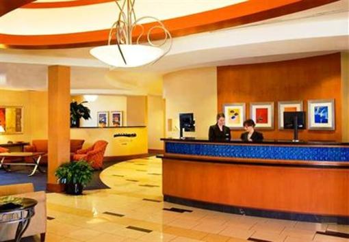 фото отеля Courtyard by Marriott San Diego Airport/Liberty Station
