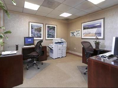 фото отеля Oakwood Toluca Hills