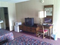 Colonnade Inn