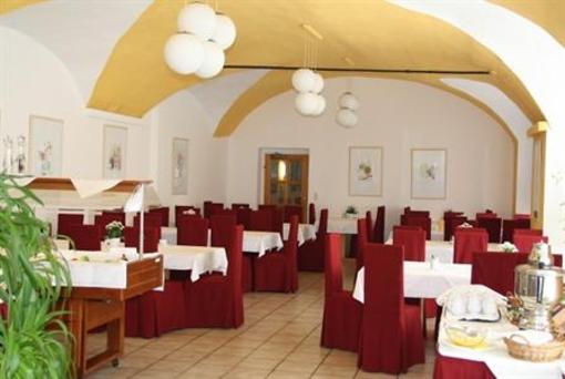 фото отеля Hotel Und Konferenzzentrum Burg Stadtschlaining