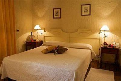 фото отеля Is Benas Country Lodge San Vero Milis