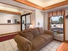 фото отеля Super 8 Hampshire