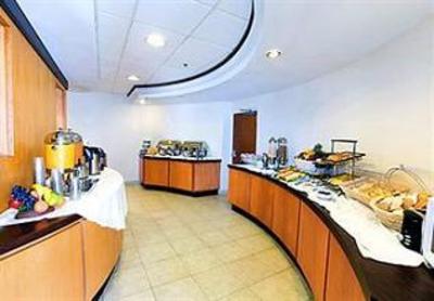 фото отеля Fairfield Inn Monterrey Airport