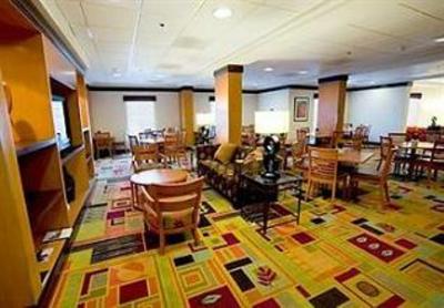 фото отеля Fairfield Inn Monterrey Airport