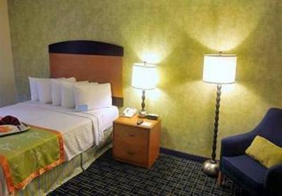 фото отеля Fairfield Inn Monterrey Airport